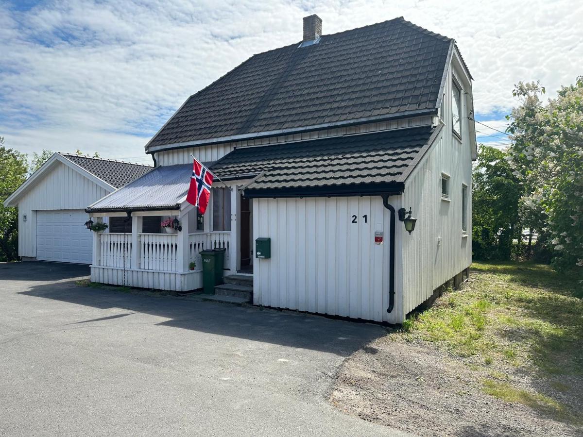 Oslo Guest House Twin & Family Room Kjeller Екстер'єр фото