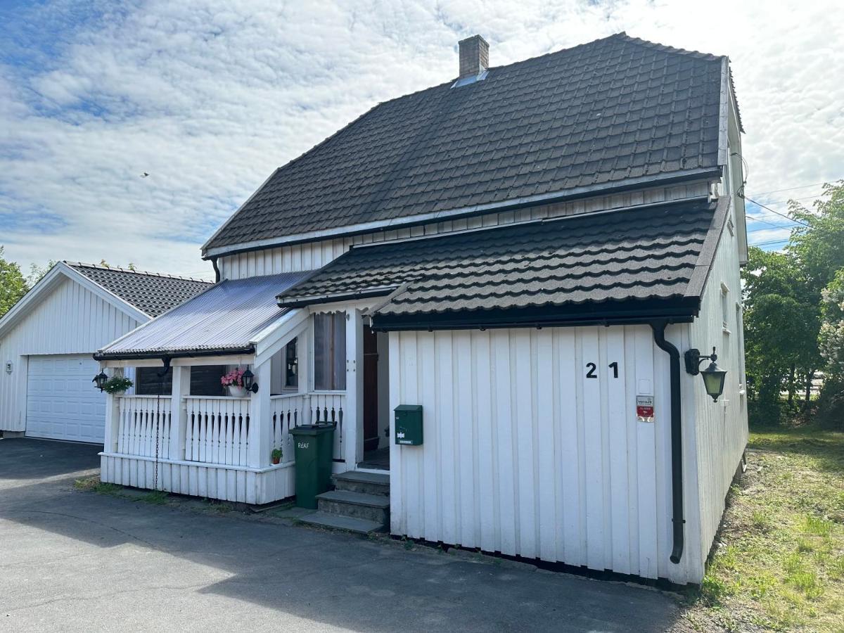 Oslo Guest House Twin & Family Room Kjeller Екстер'єр фото
